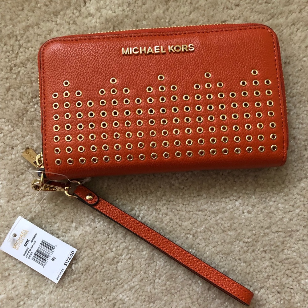 NWT Michael Kors Flat phone Wristlet wallet